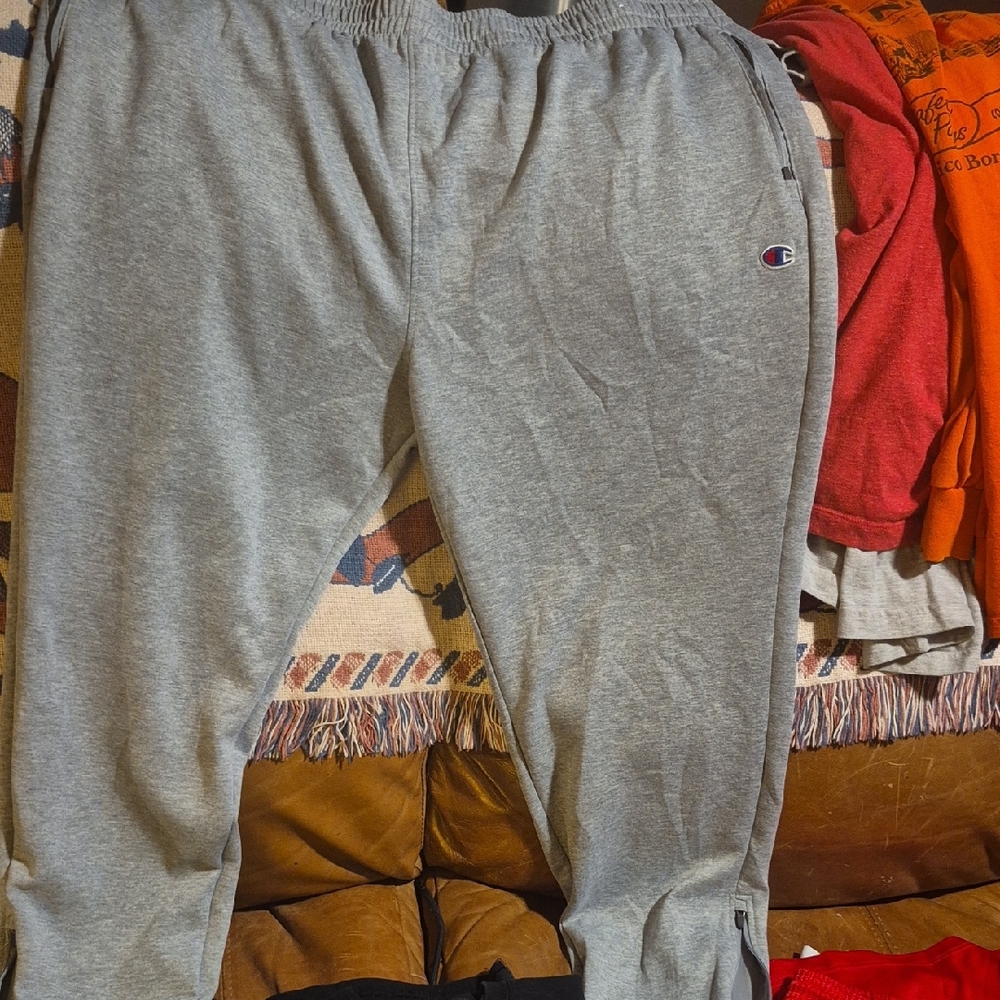 Champion Mens Light Gray Joggers